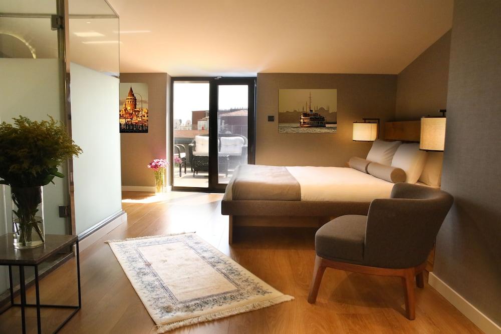 Roomers Nisantasi 3*