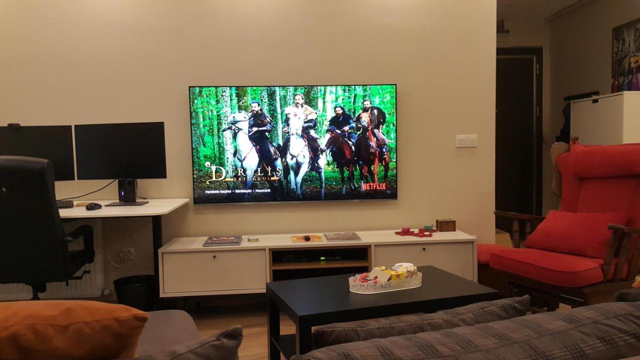 Homestay Shared Center Of The Istanbul, Metro 3 Mnt *