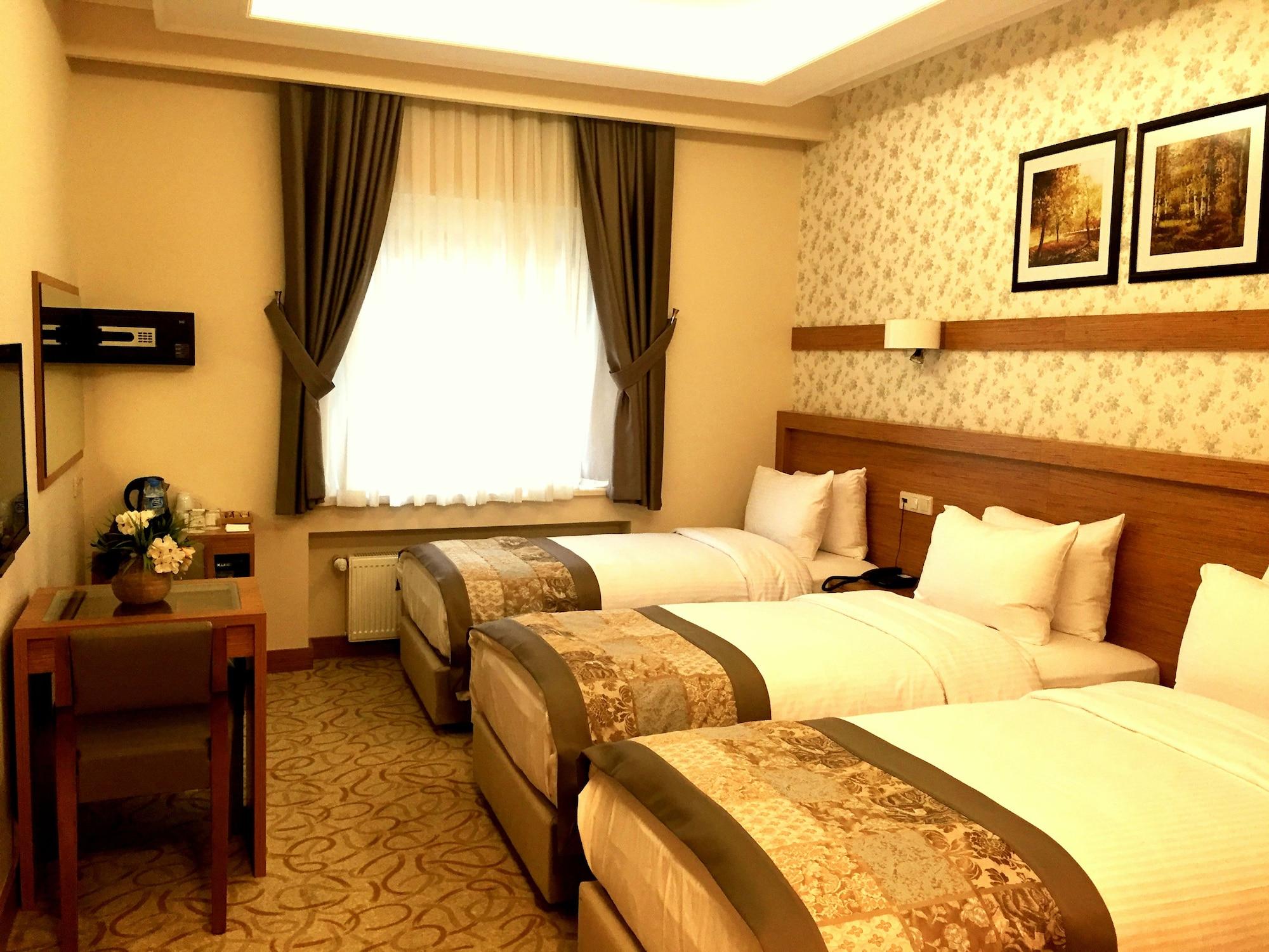 Kadak Garden Hotel 2*