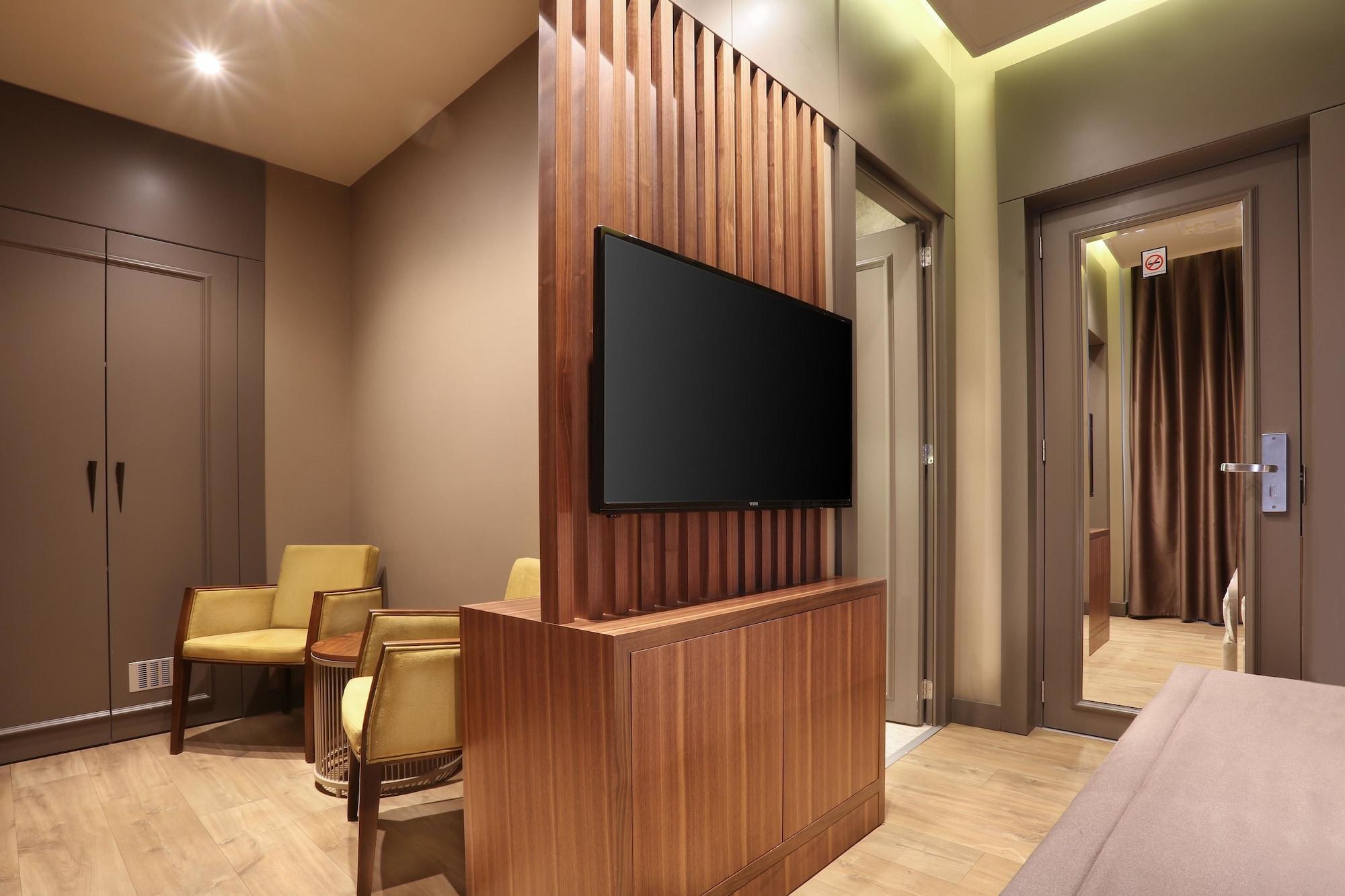 Taksim Premium 3*