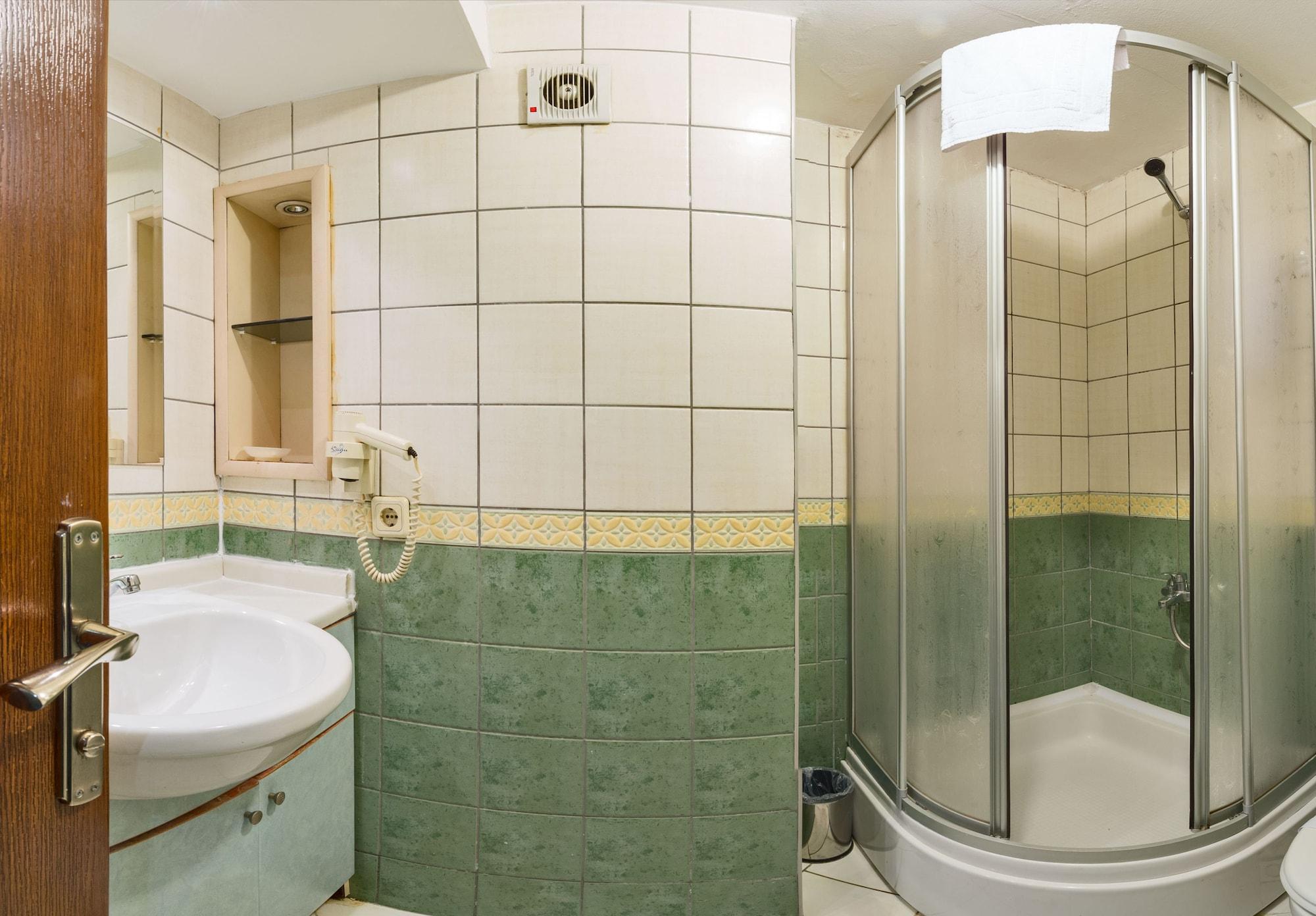 Beyaz Kugu Hotel