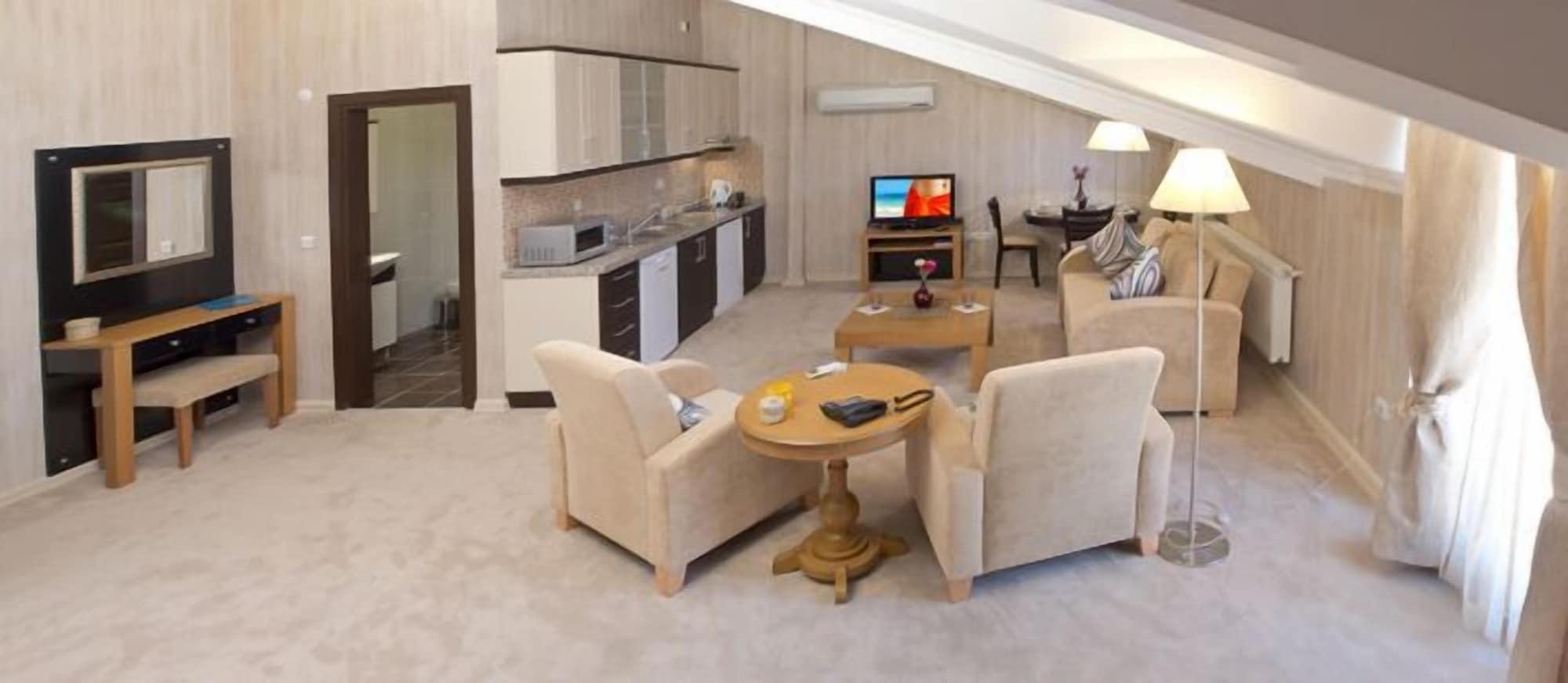 The Bosphorus House 3*