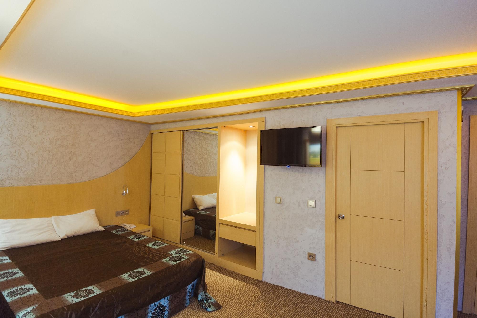Hotel Grand Ambiance 2*