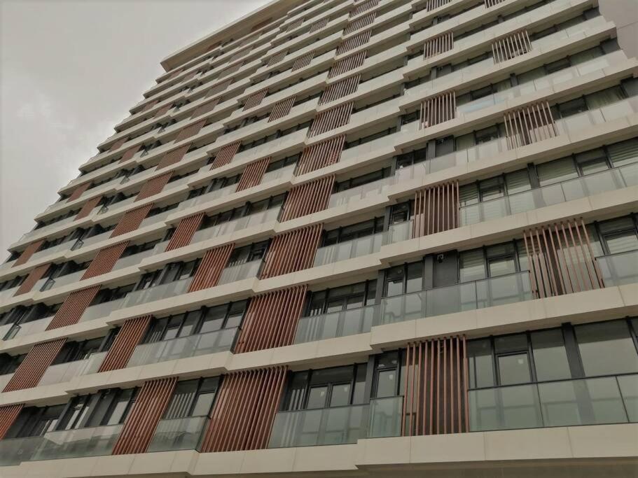 Sisli Apartment, 2 Bedrooms, 250 M Metro, New Modern * Istanbul