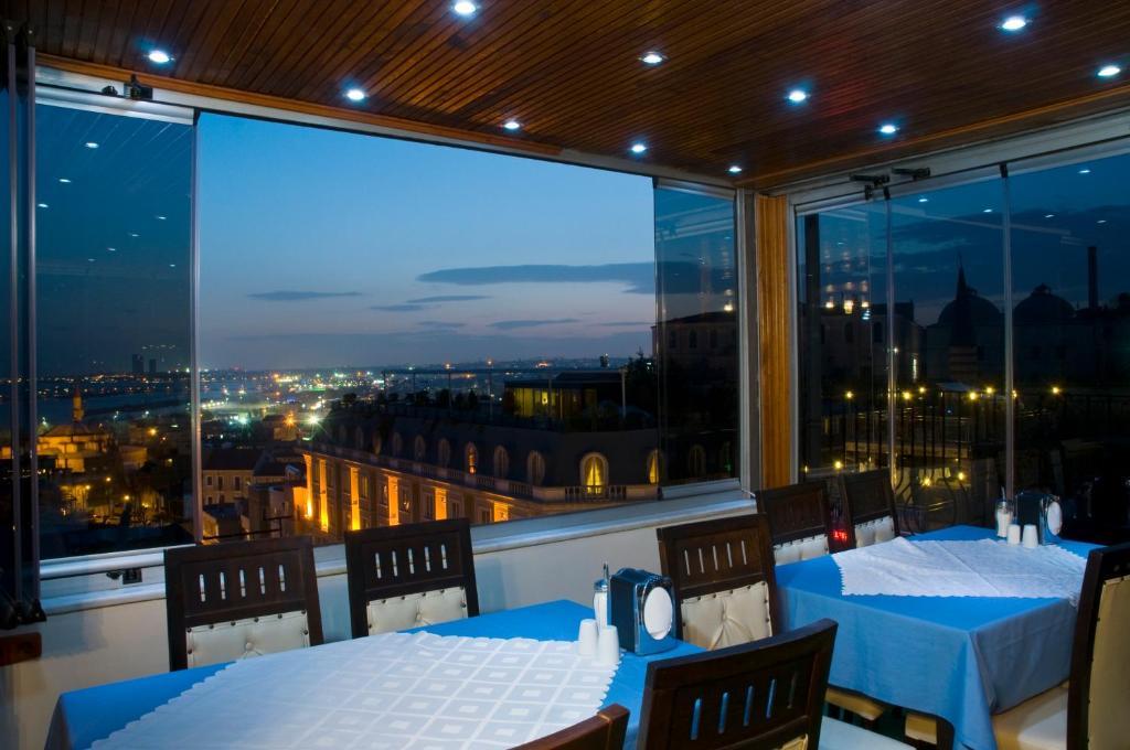 Abella Hotel 3*