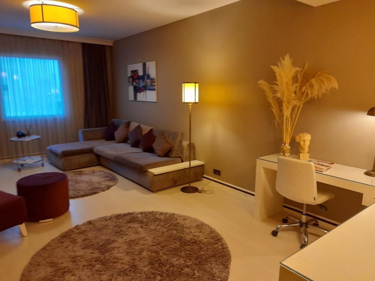 Atasehir Flora Suits *