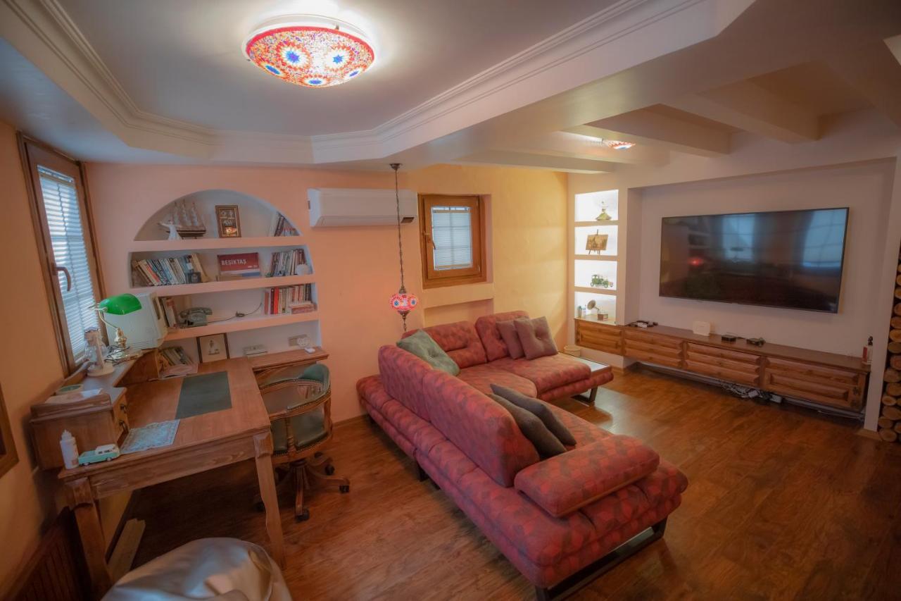 Apartment Antique Masterpiece Duplex In Besiktas *