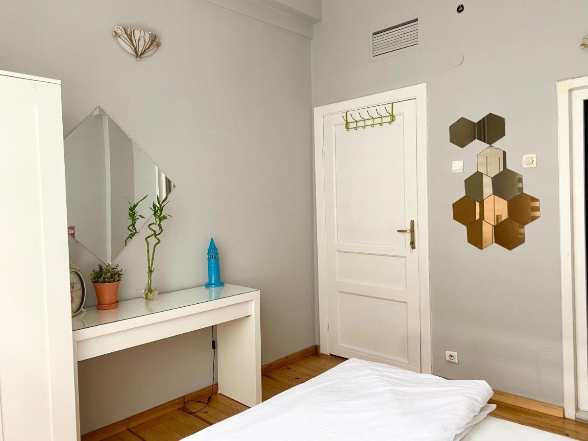 Windrose Hostel
