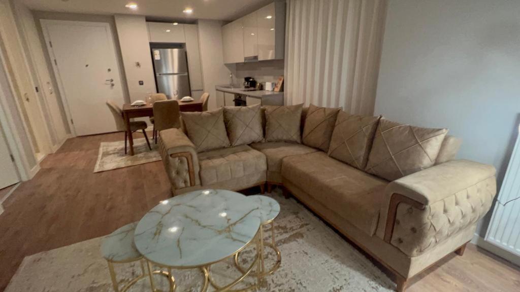 Toya Next Vip Resident Apartment