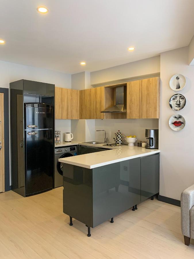 Apartment Sweet *
