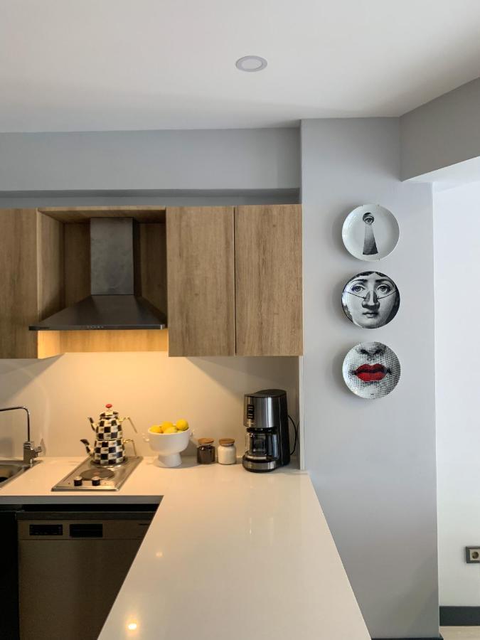 Apartment Sweet *
