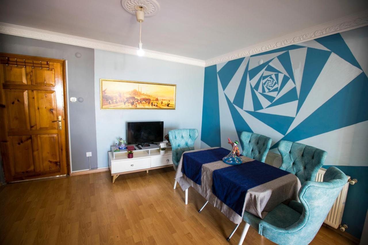 2br-1lr Seaview Family Place Next To Center *