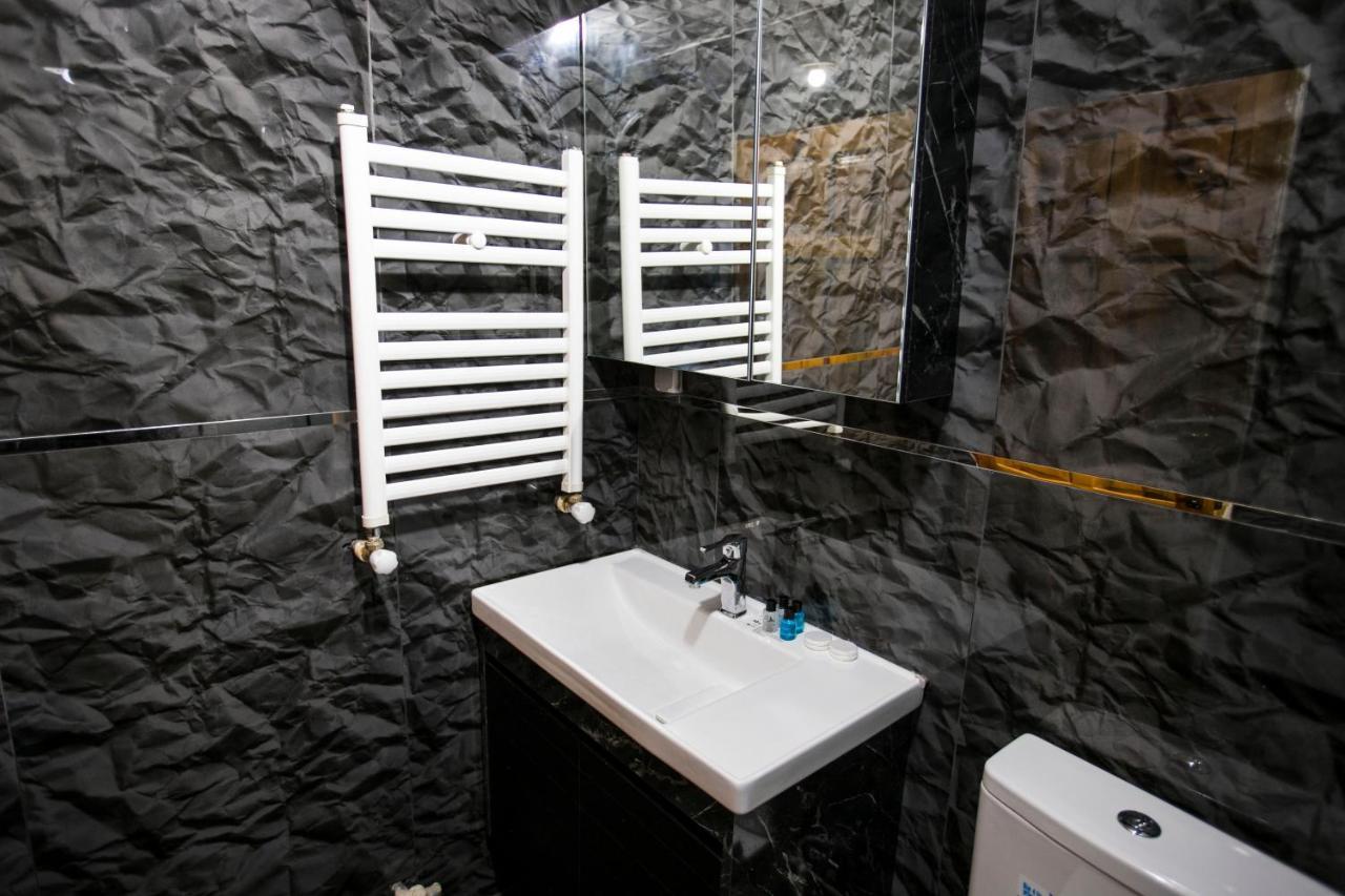 Apartment 2br-1lr Seaview Family Place Next To Center Istanbul