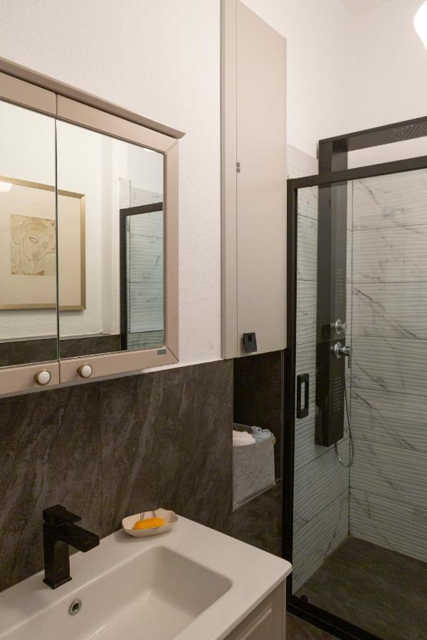A Historical Galata Flat W Bosphorus View Apartment *