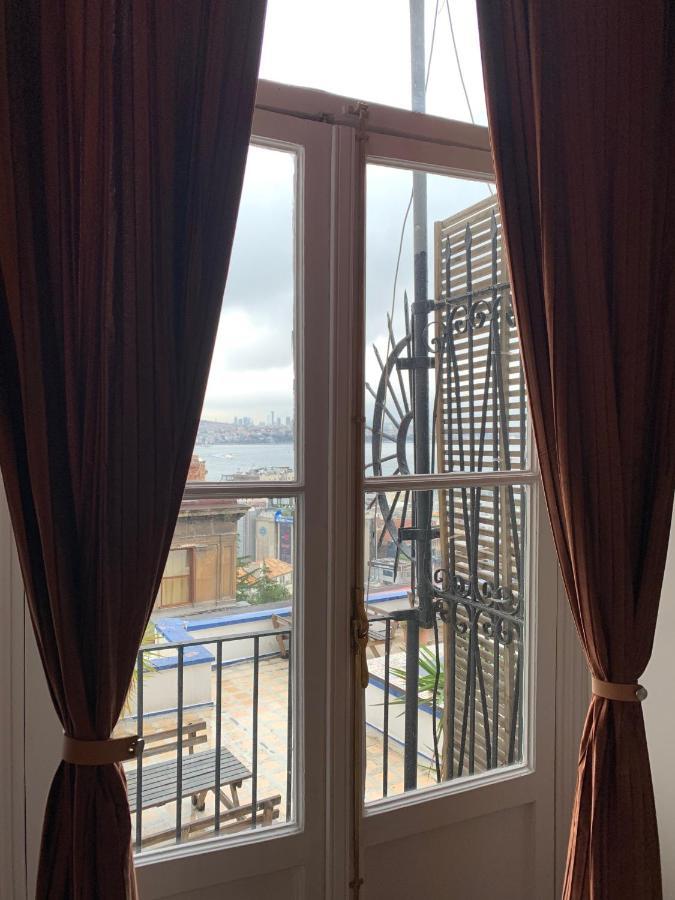 A Historical Galata Flat W Bosphorus View Apartment *