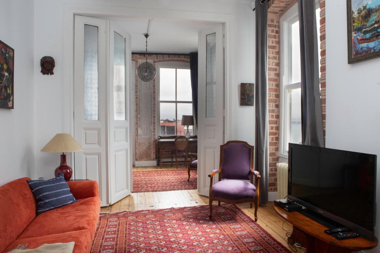 A Historical Galata Flat W Bosphorus View Apartment *