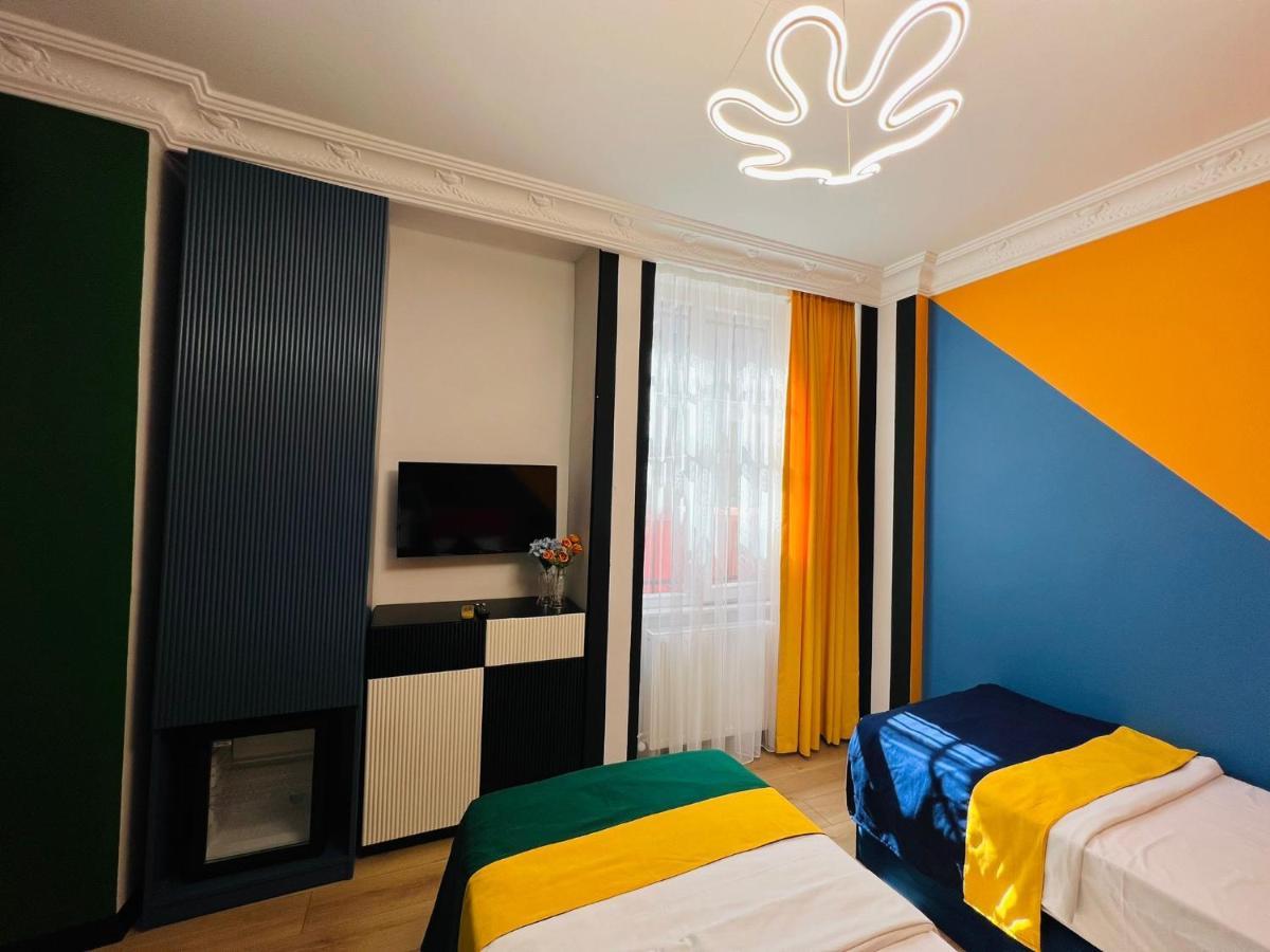 Apex Hotel 3*