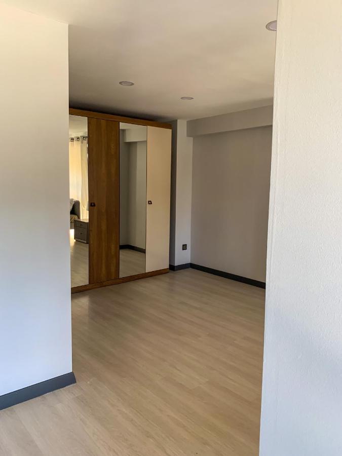 Apartment Sweet *