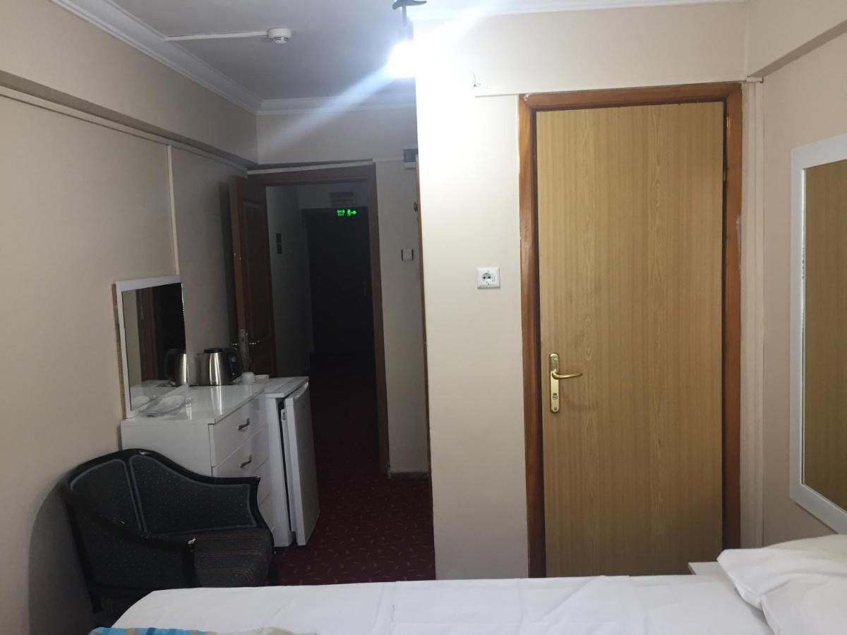 Paris Otel 2*