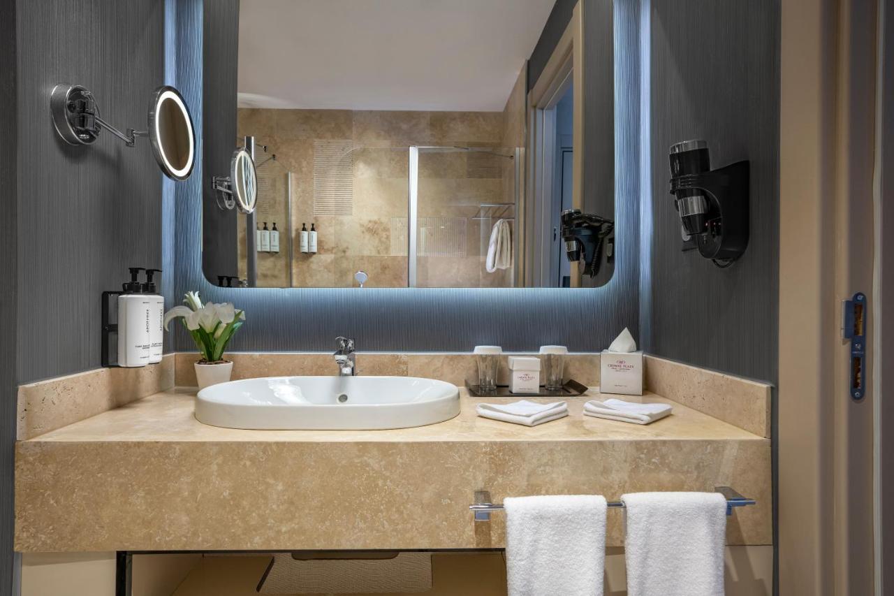 Otel Crowne Plaza - Tuzla Viaport Marina, An Ihg 4*