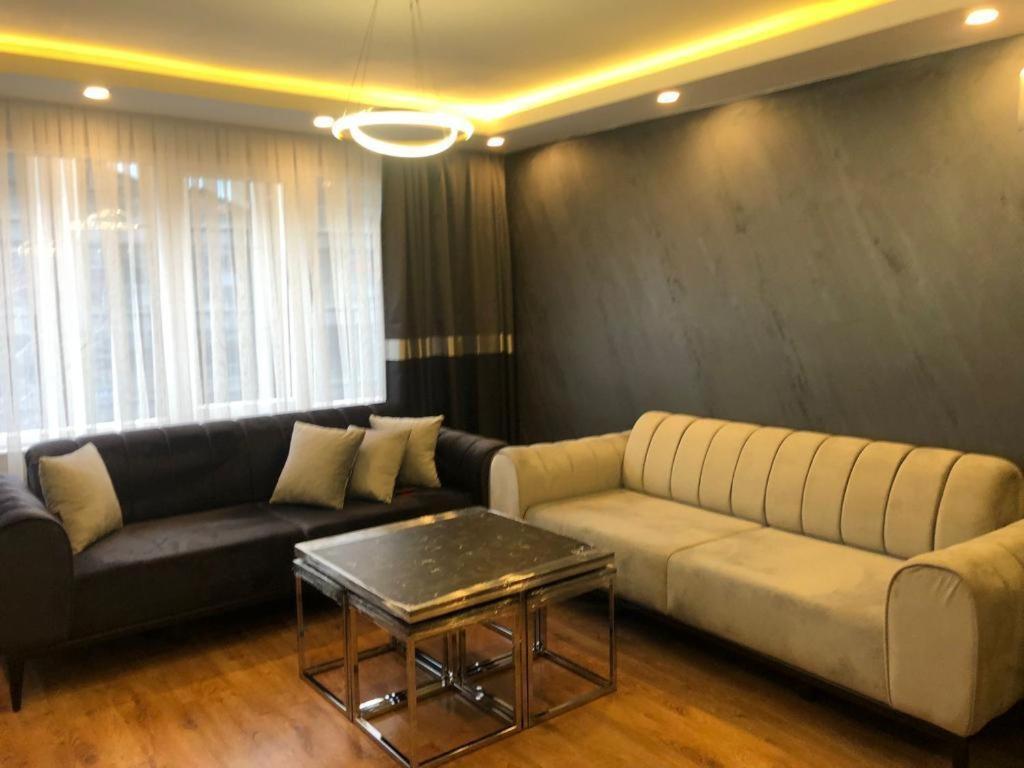 Residance Super Lux Bky Apartment *
