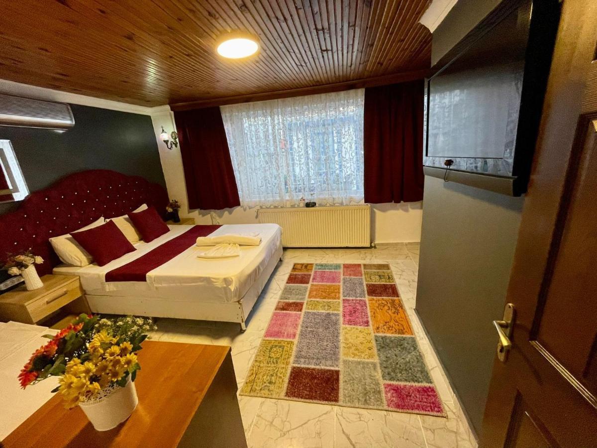 La Maison Bleue 3*