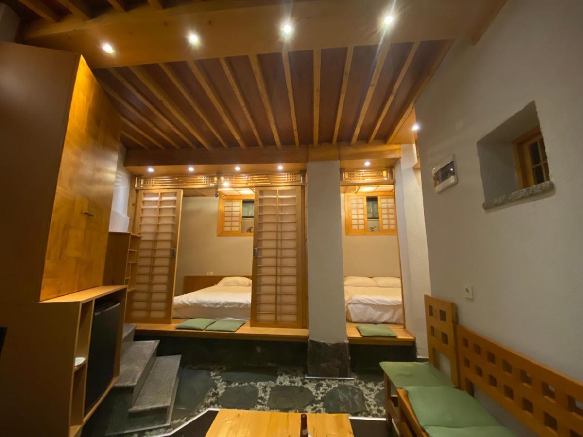 Bunkahaus Hotel 2*