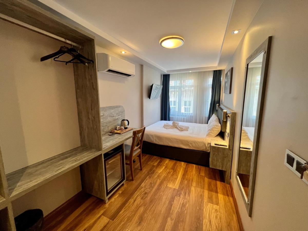 Kaya Est 1985 * Istambul