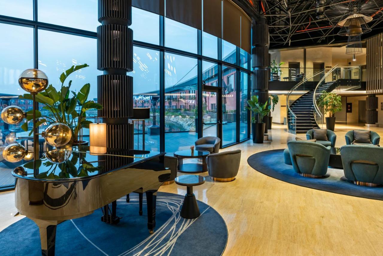 Crowne Plaza - Tuzla Viaport Marina, An Ihg 4*