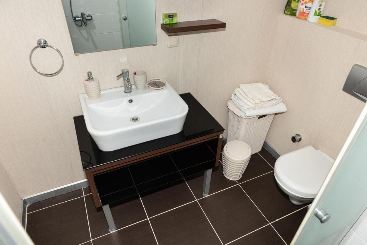 Flora Rezidance Atasehir Apartment