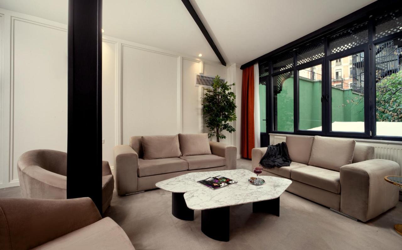 Walton Gardens Pera Aparthotel