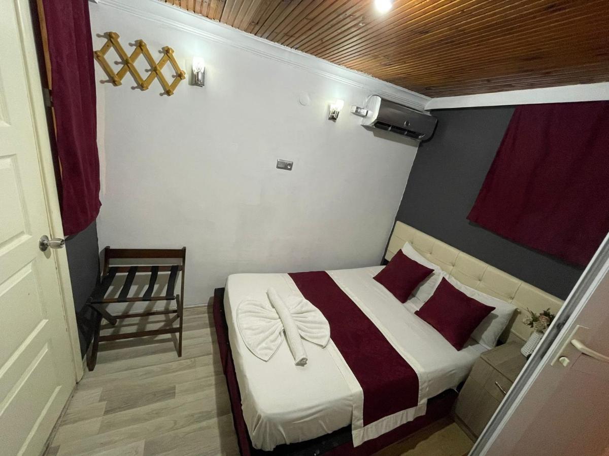 La Maison Bleue Hotel
