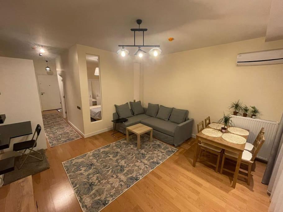 Apartment A Lovely And New Place In Beylikduzu *