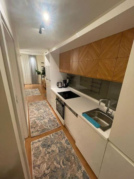 A Lovely And New Place In Beylikduzu Apartment Istanbul