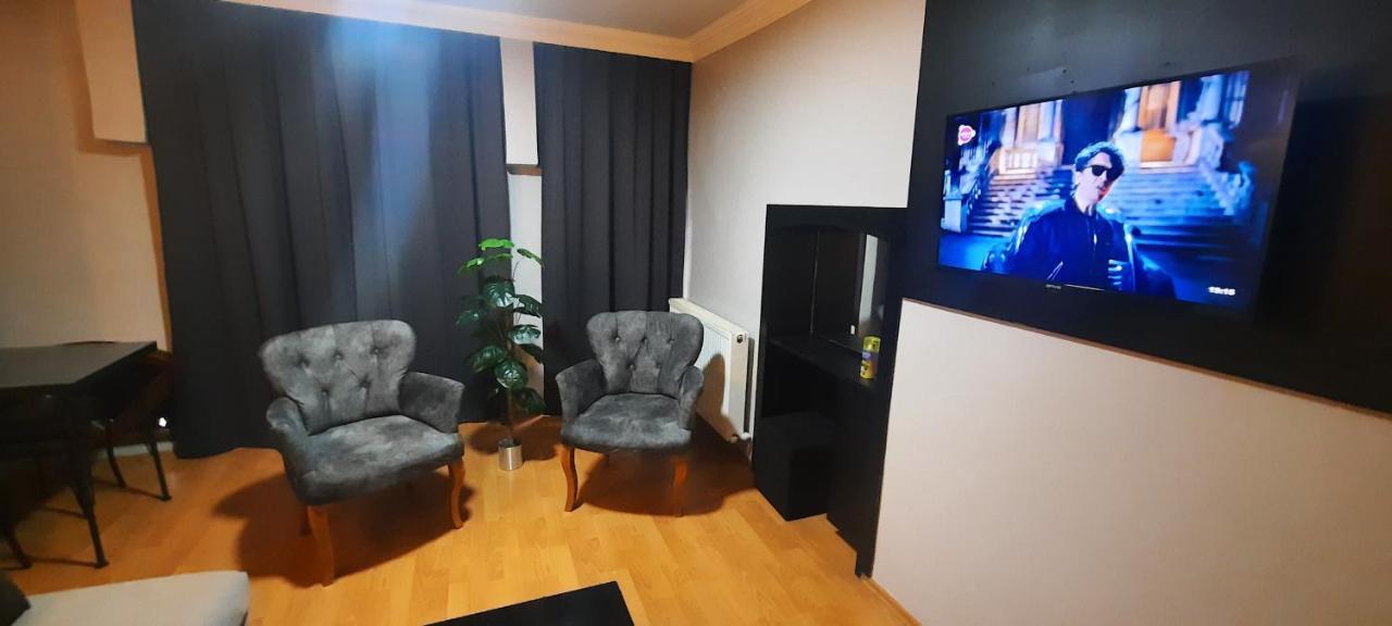 Nana Taksim Apartment *