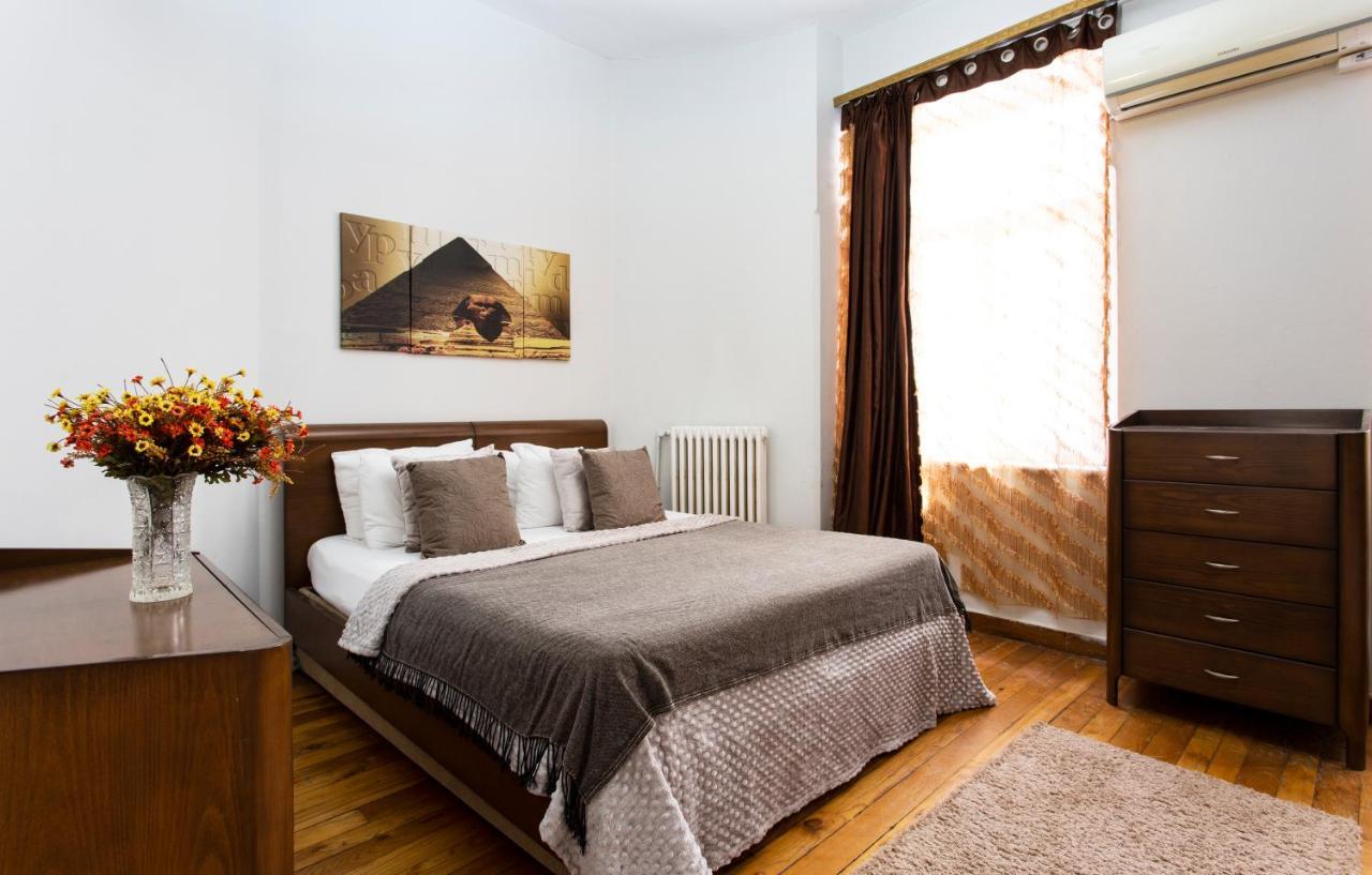 Apartment Spacious And Bright Three Bedroom By Happy Homes *