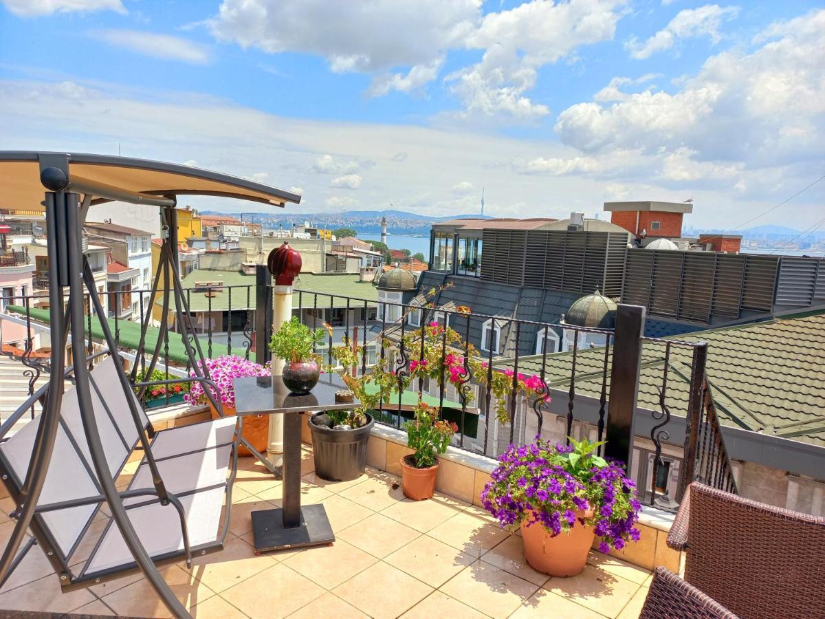 Agora Hotel 3*