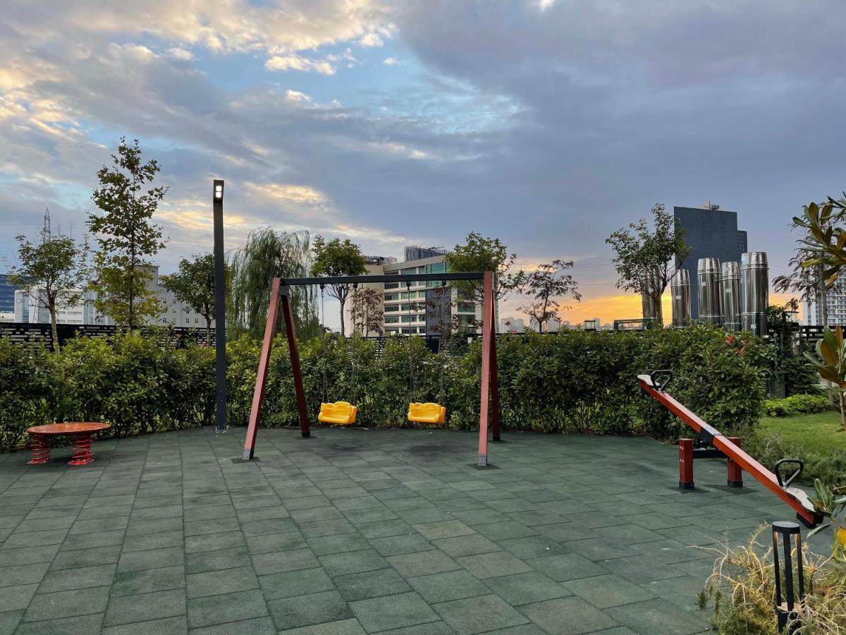Apartment Brand-new Elegant 1-bedroom *