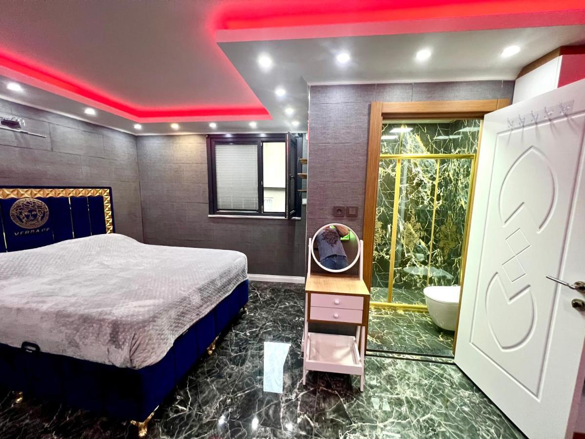 Levent Palace Jakuzili