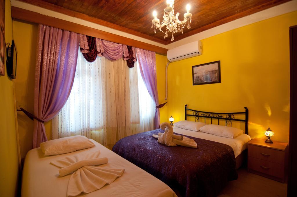 Sultanahmet Wooden House 3*