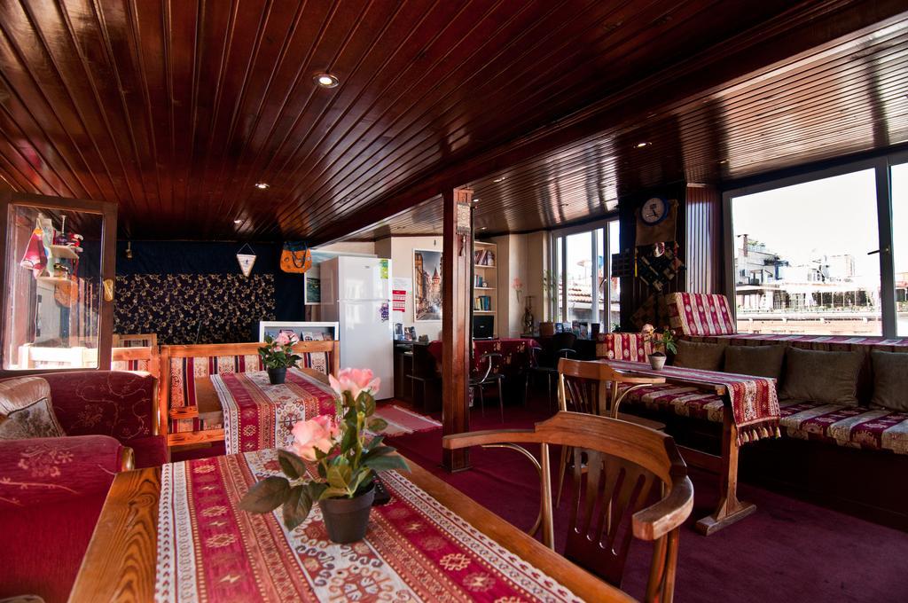 Sultanahmet Wooden House 3*
