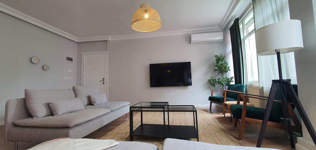 Brand New Luxuries 3-bedrooms In The Center Istanbul