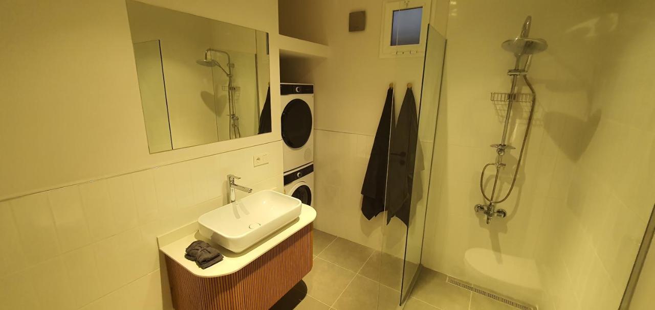Brand New Luxuries 3-bedrooms In The Center Apartment Istanbul