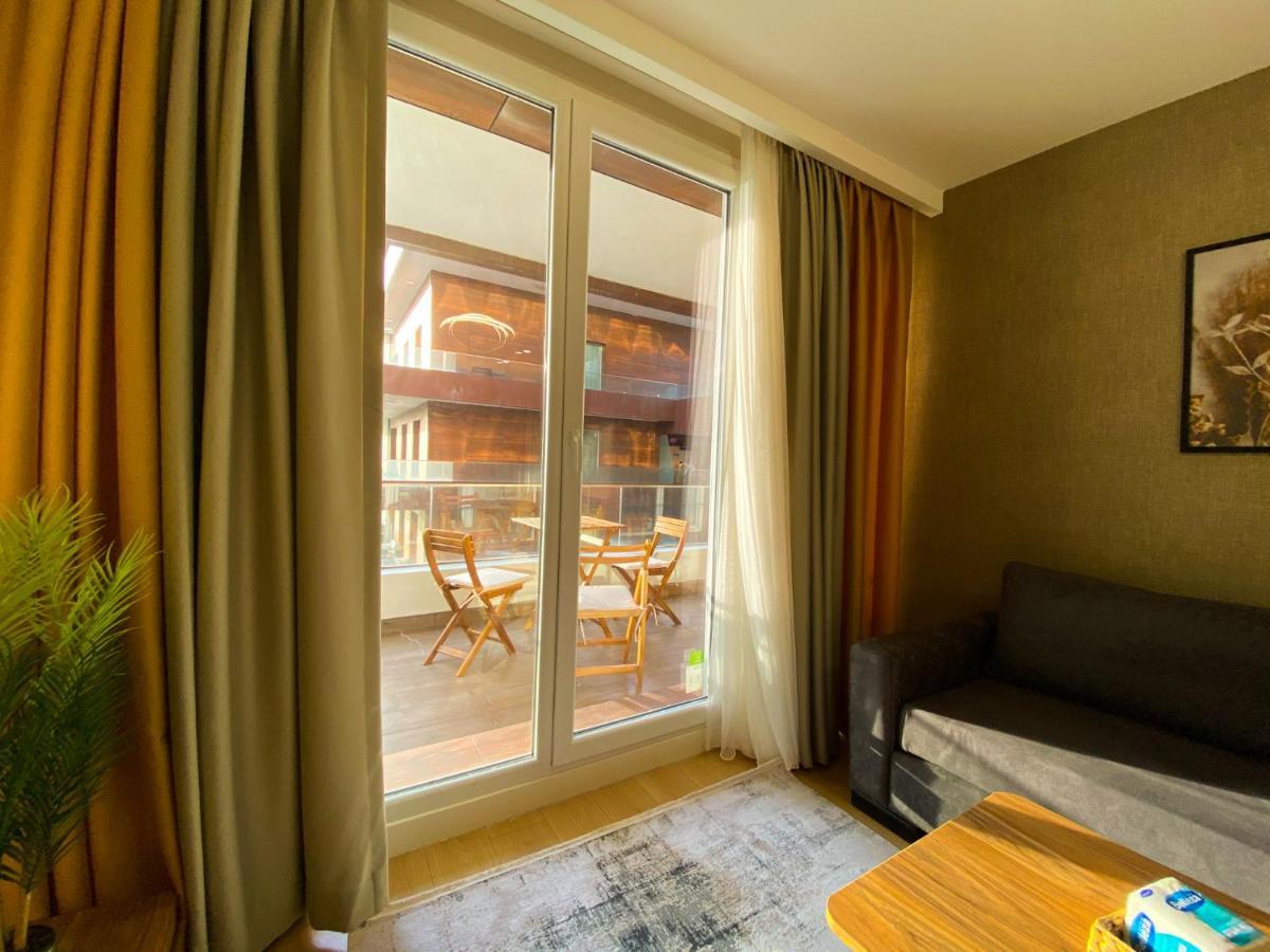 Brand-new Elegant 1-bedroom