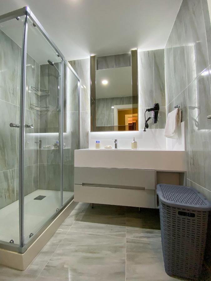 Brand-new Elegant 1-bedroom *