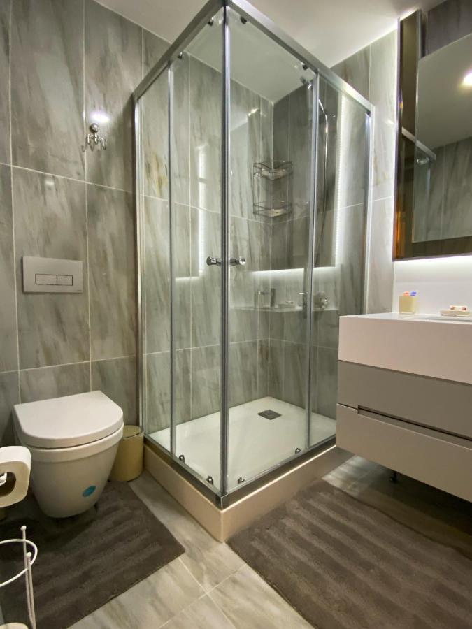 Brand-new Elegant 1-bedroom *