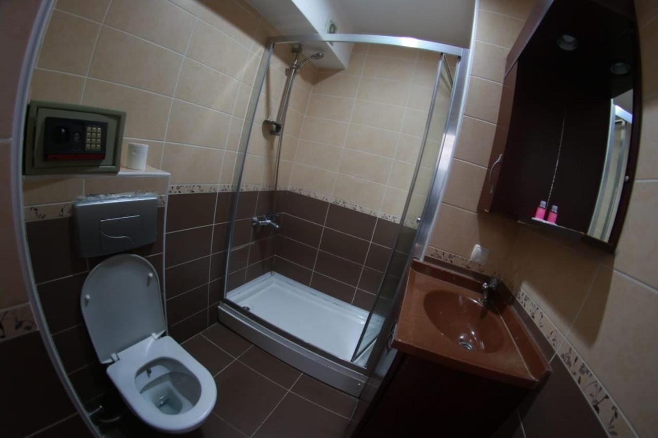 Hotel Ares 3*