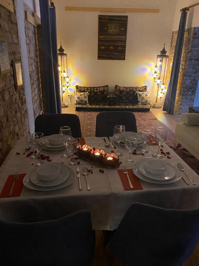 Otantic Place In Sultanahmet Istambul