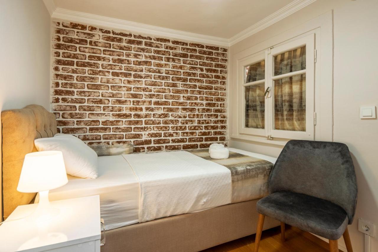 Blue Mosq- Three Storey Detached * Istanbul