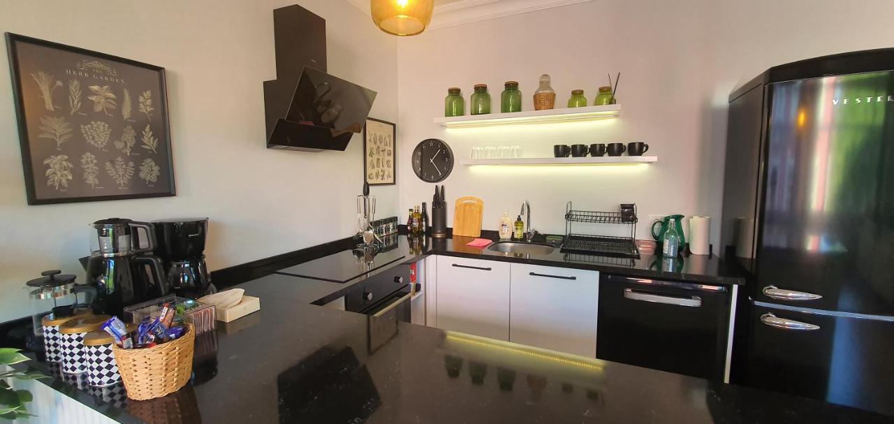 Brand New Luxuries 3-bedrooms In The Center Istanbul